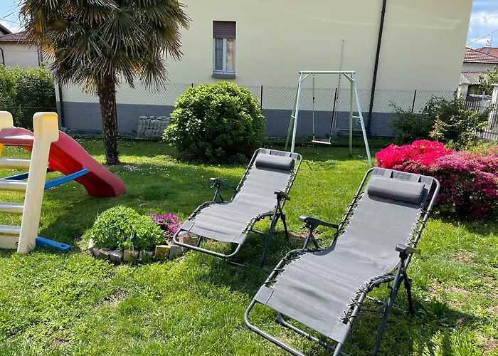 Grandma's Garden House Σπίτι διακοπών Angera